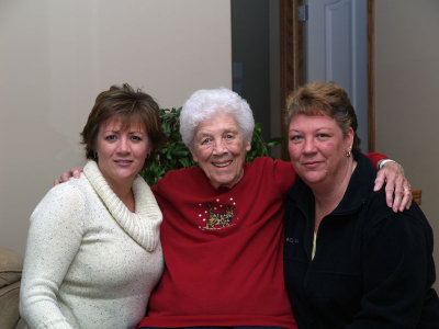 Debi, Grandma and Kim - Dec. 2007