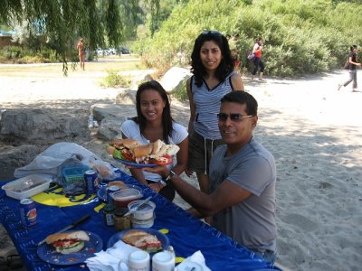 2007 - Gaia, Lilebeth & Des - Scarborough Bluffers Beach