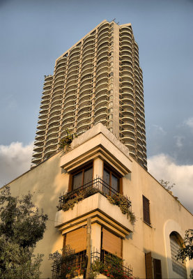 Home in Suzanne Dellal