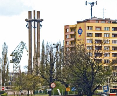 Monument Solidarnosz  l'entre des chantiers navals