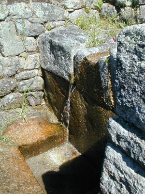 Wiñawayna...Incan water system