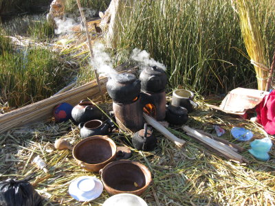 Cooking on the Kantaty Isla of Uros