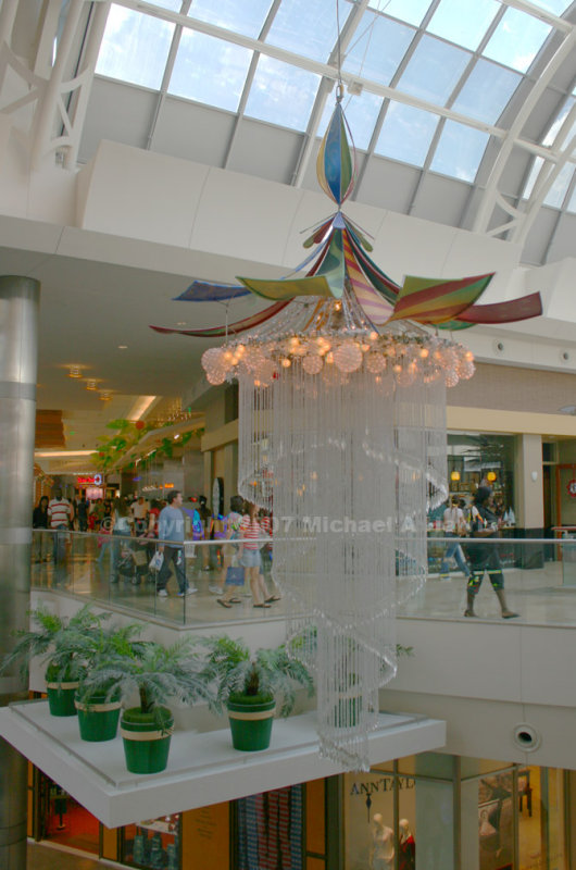 Christmas Chandelier at Mall at Milennia