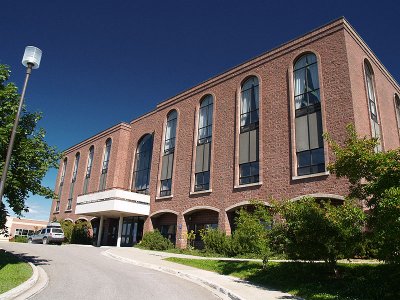 CollegeBuilding5260.jpg