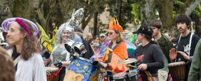 Procession 12