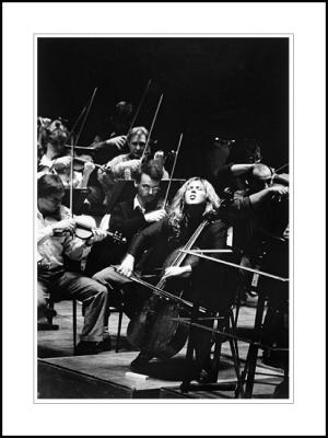 Ofra Harnoy rehearsing Elgar, 1989