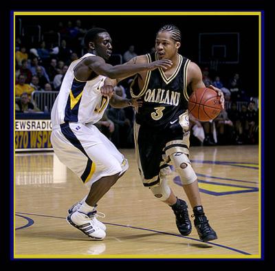lookin to drivie the lane