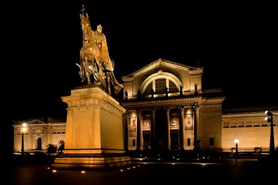 St. Louis Statue and Art Gallery