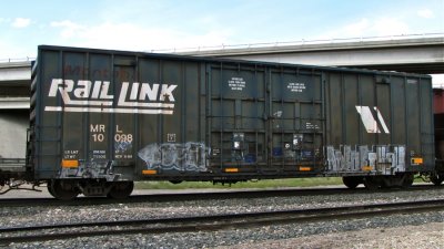 MRL 10000 series 50' Highcube Boxcars (6 photos)