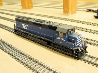 MRL 308 - SD45-2 (Kato/Railpower)