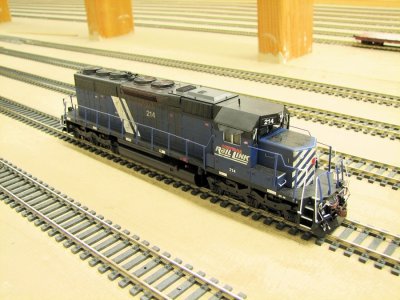 MRL 214 - SD40 (Athearn RTR)