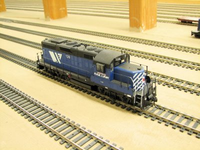 MRL 126 - GP9 (Proto 2000)