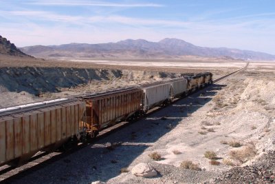 Trona Train2_4a.JPG