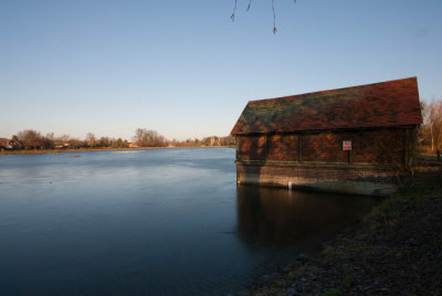 Boathouse on Stowe Pool.jpg