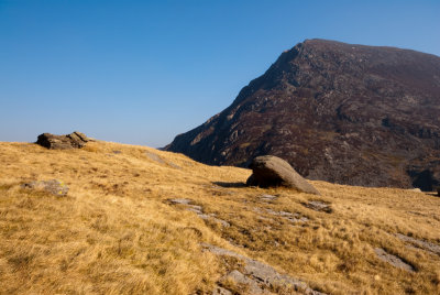 3 Pen yr Ole Wen from path.jpg