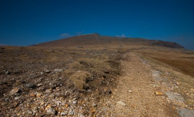 19 Looking back to the summit.jpg