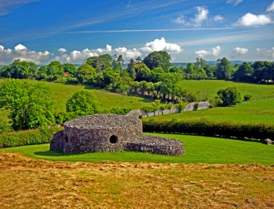 Newgrange.jpg