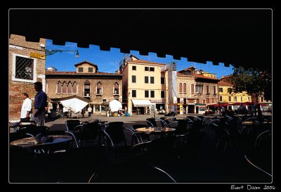 crop0021-border.jpg