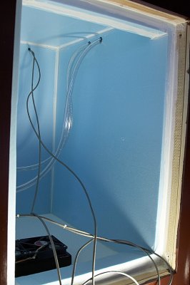 Water feed to/from ice chamber
