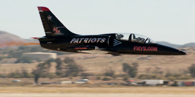 Patriots Jet Team - High Speed Pass