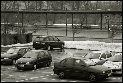 Cars in a winterish Scene
