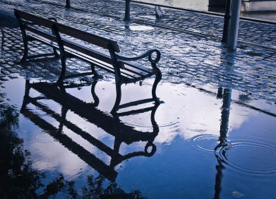 Bench puddle