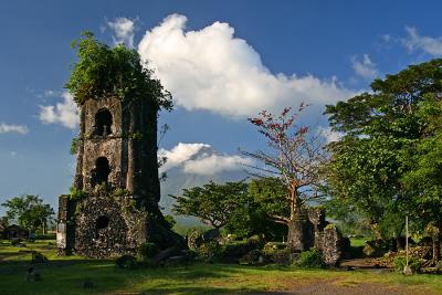 Cagsawa Ruins 2