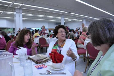 Debbie, Marion and Judy at the banquet