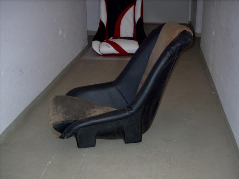 Recaro Rallye Bitter, only produced in 1967-68. Never used in RSR