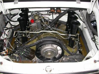 911 RSR 2.8 Liter Engine with High-Butterfly Mechanical Injection