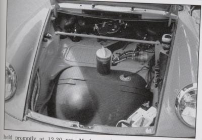 The front compartment of an 1973 IROC RSR - Photo 2