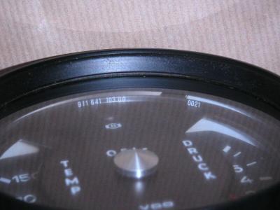 911 RS/RSR Oil-Temperature & Pressure Gauge - eBay Oct022004 - Photo 2