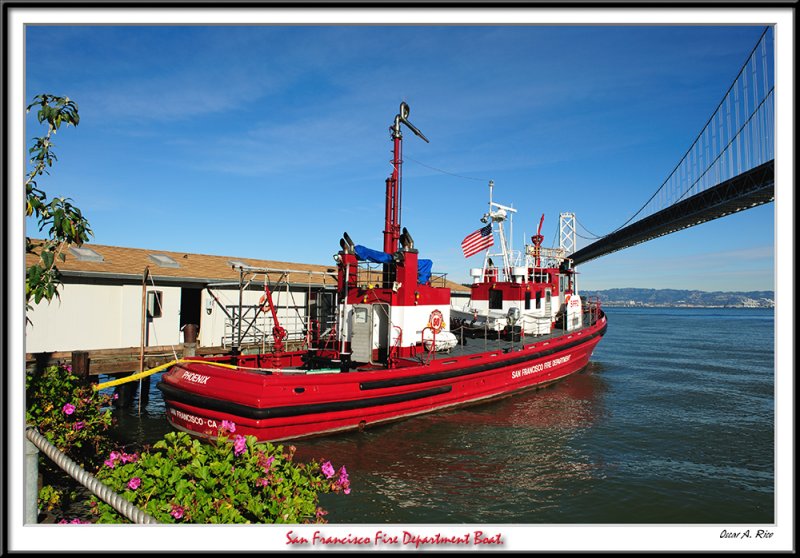 San Francisco Fire Department Boat.jpg