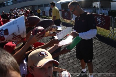 San Francisco 49ers Mike Nolan signs autographs