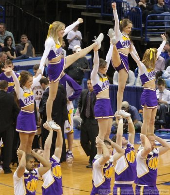 University of Northern Iowa cheerleaders