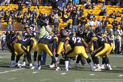 Pittsburgh Steelers defensive huddle