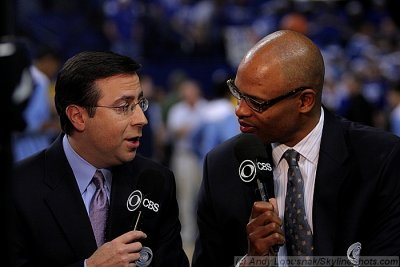 CBS Sports announcers Ian Eagle and Clark Kellogg