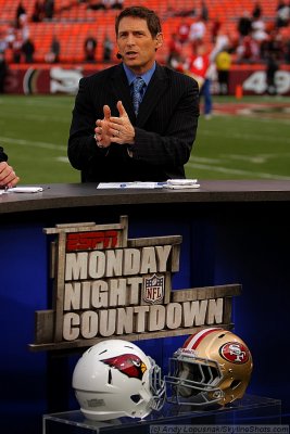 ESPN analyst and NFL Hall of Fame QB Steve Young