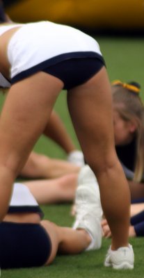 Murray State University cheerleader