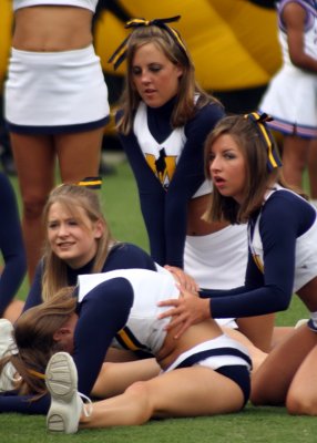 Murray State University cheerleader