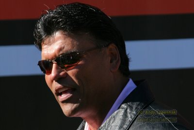 Anthony Munoz - Pro Football Hall of Famer