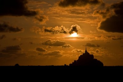 Le Mont Saint-Michel sunset