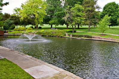 Loose Park Fountain - Dale Edsen