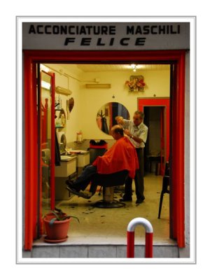 Barber in Napoli.jpg