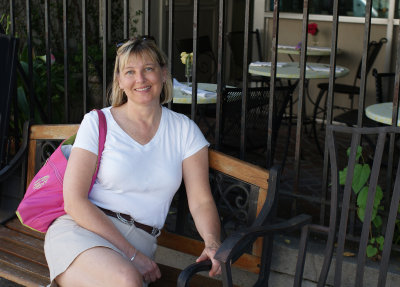 Heather on Charleston sidewalk