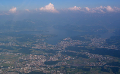 Luzern and lake in the background