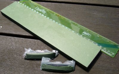#26 Green & Black Paper