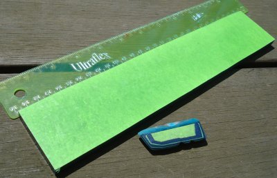 #47  UV Green Reactive & Blue Paper