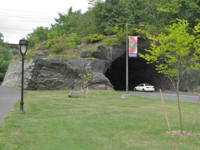 3397 tunnel through stone
