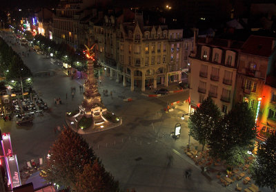 Reims at night